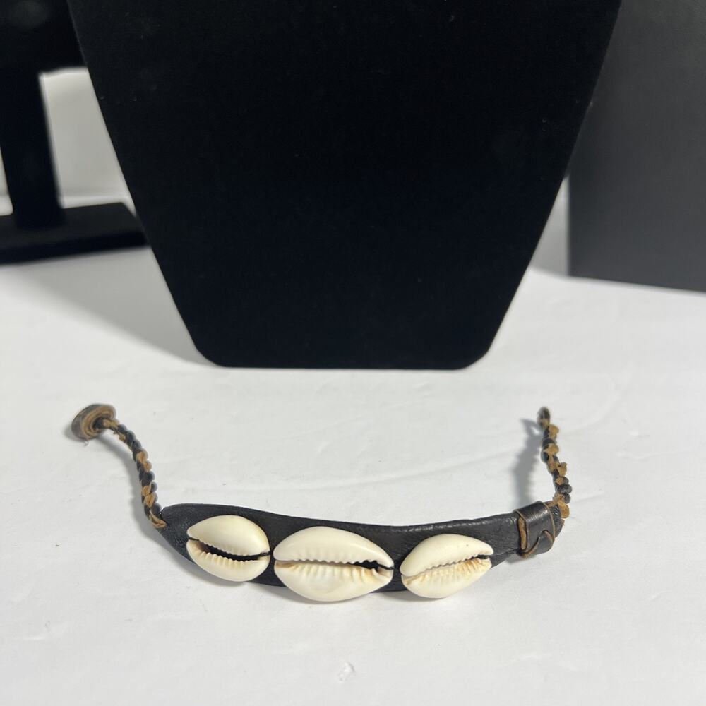 Handmade Cowrie Shell Leather Bracelet Ghana African Boho Tribal Jewelry 7” L
